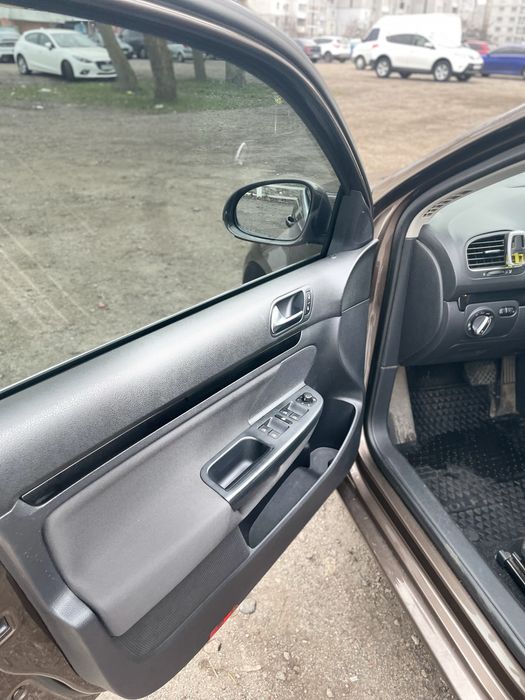 Volkswagen Golf 2012 VIN WVWZZZ1KZCM673519 фото оголошення 9 з 19