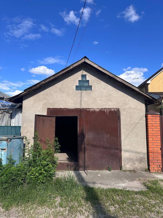 Гараж капітальний в оренду