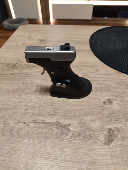 Myszka pionowa pistolet ergostrike7