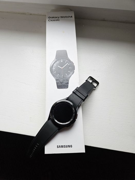 Smartwatch Samsung  idealny.