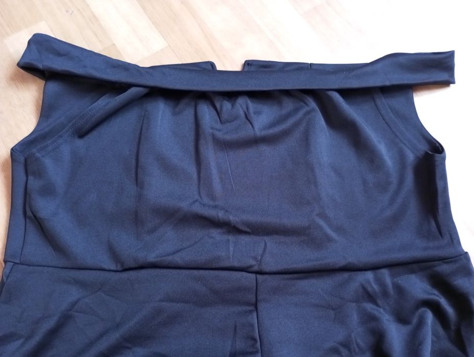 Nowa elegancka sukienka 52-54 elastyczna czarna wesele,impreza