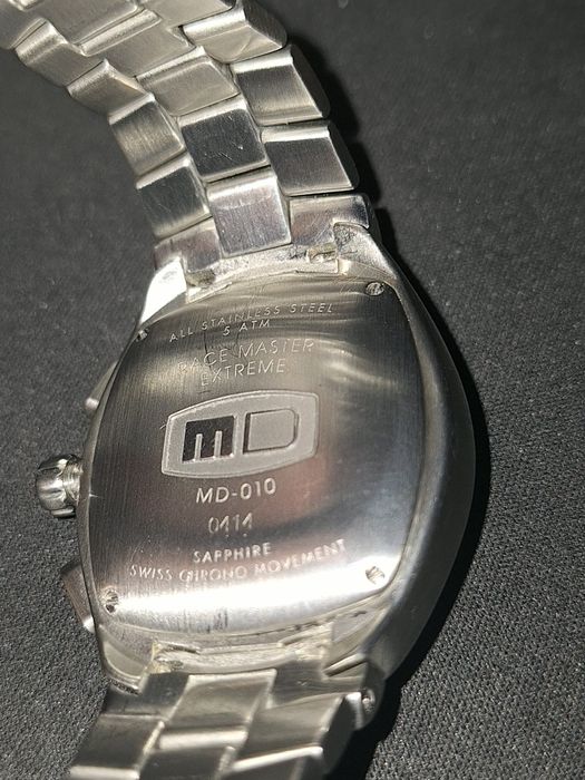 Relogio automatico MOMO