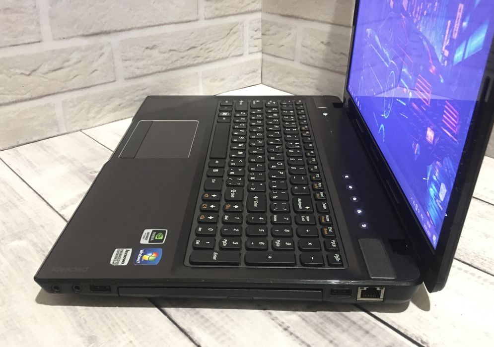 Lenovo/i7/Nvidia/16gb/SSD128gb/HDD500gb