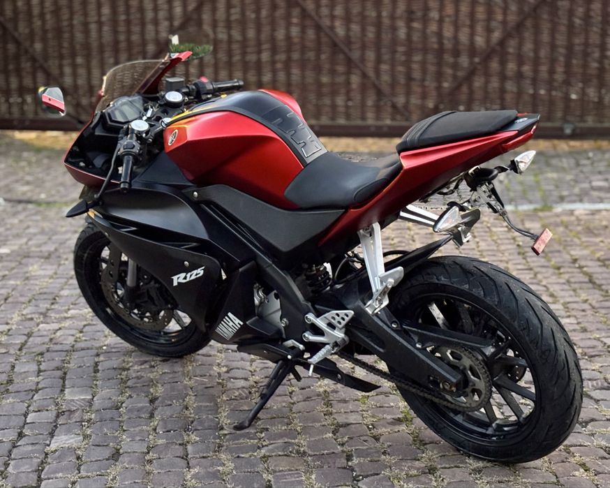 YAMAHA YZF 125, Kat. A1/B, Motocykl 125cm3! (RC DUKE CBR MT)