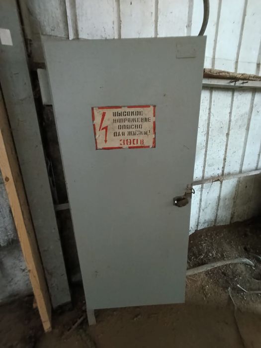 Продається виробниче приміщення! Смт. Клевань. Склад! Ангар.