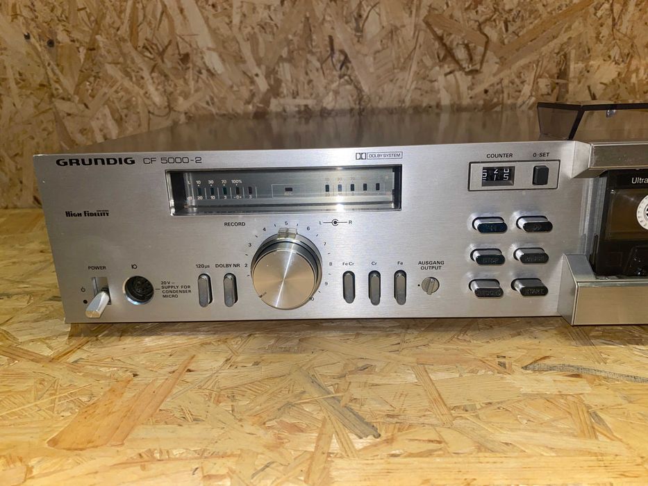 Magnetofon Deck Grundig CF 5000-2  (filmik pokazowy)