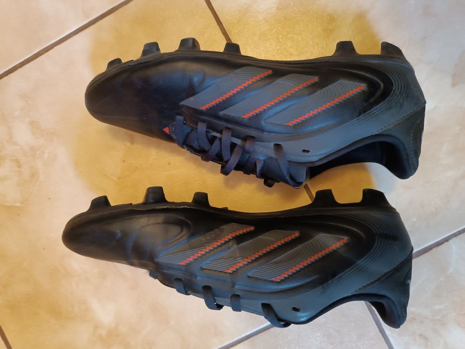 Korki Adidas roz. 40