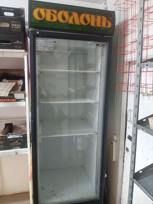 Продам холодильный шкаф