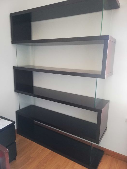 Estante Sette wengué chocolate/vidro - em bom estado! PROMO