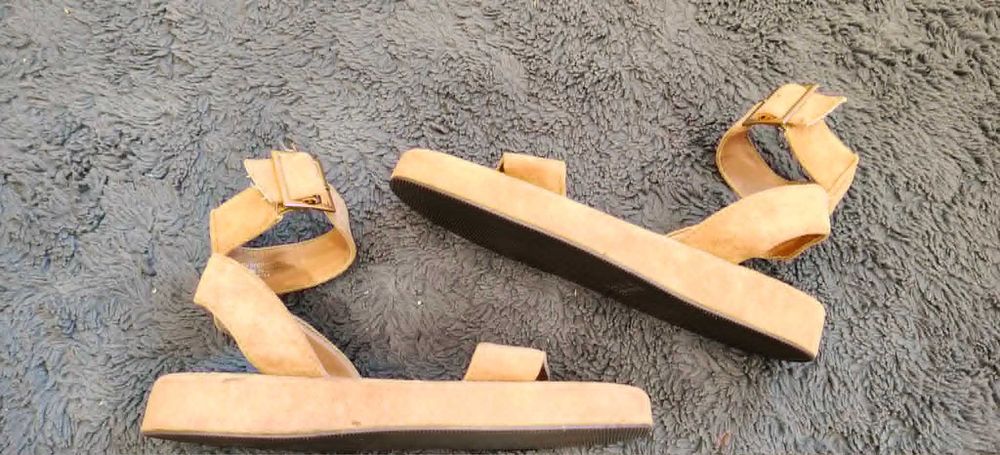 nowe sandały marki Primark