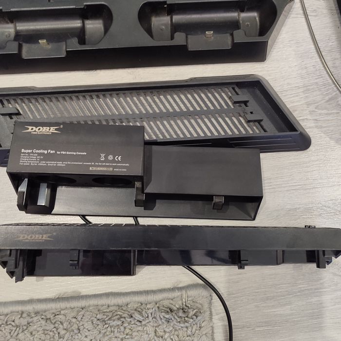 Підставка охолодження,зарядки геймпадвів  ps4,fat slim pro Sony playstation