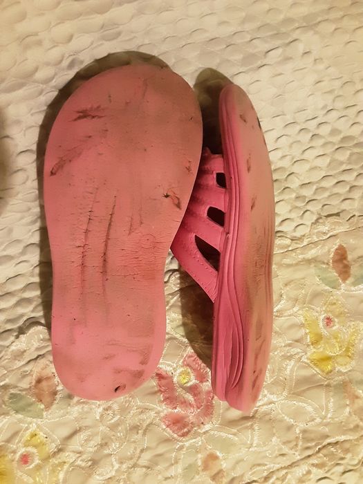 Klapki damskie basenowe