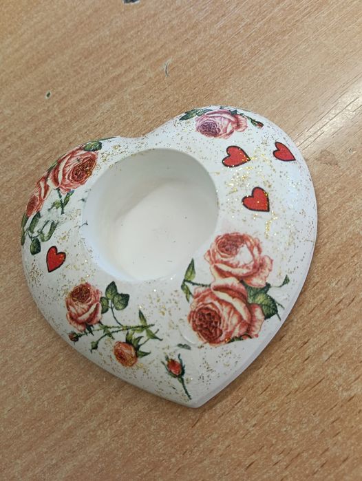 Gipsowe świeczniki 44 sztuk