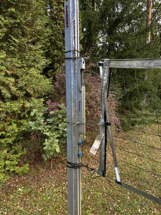 Slupki oraz siatka PESMENPOL do siatkowki boisko