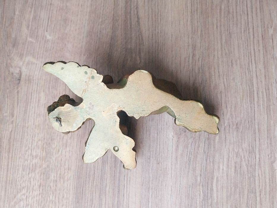 Anjo decorativo dourado