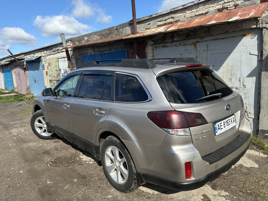 Subaru Outback 2014