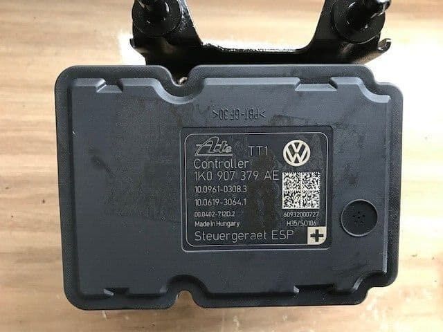 Блок АБС ABS ESP Volkswagen Golf 5,Golf 6,Golf +,Skoda A5,Audi a3,Seat