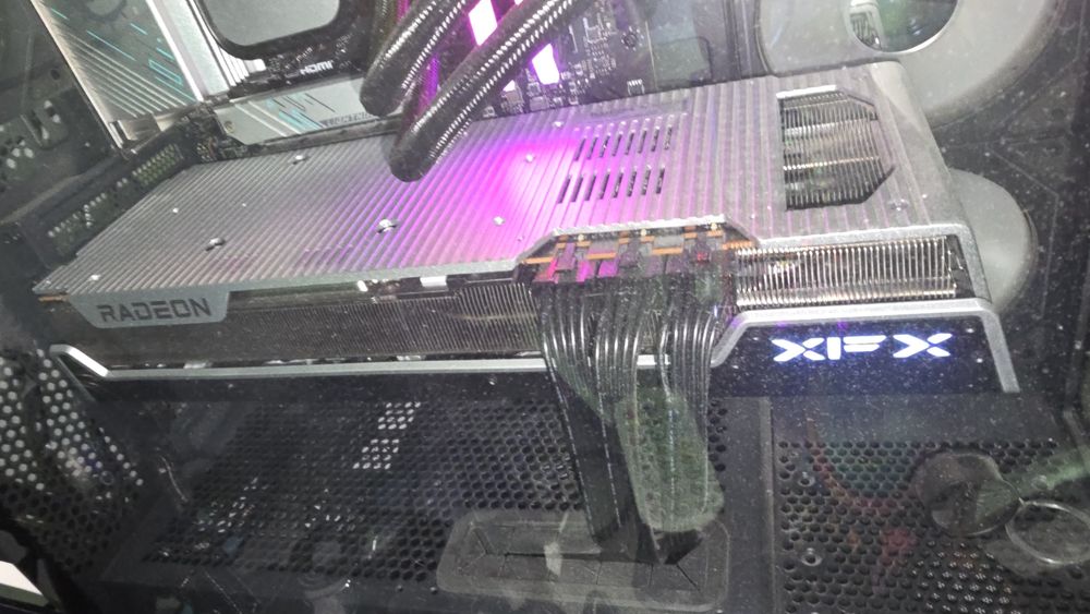 Sprzedam radeon rx 7900 xtx