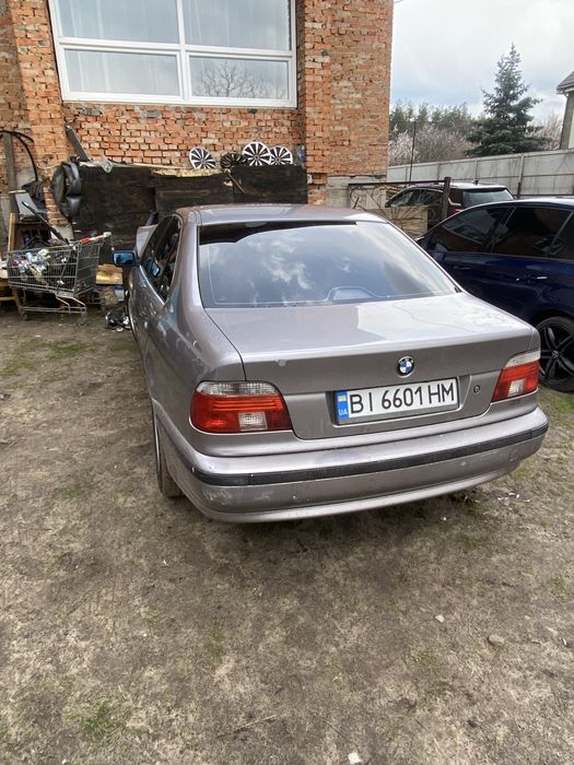 Продам е39 після дтп