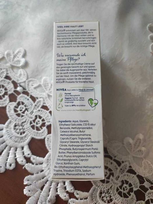 Odżywczy krem na dzień Nivea
