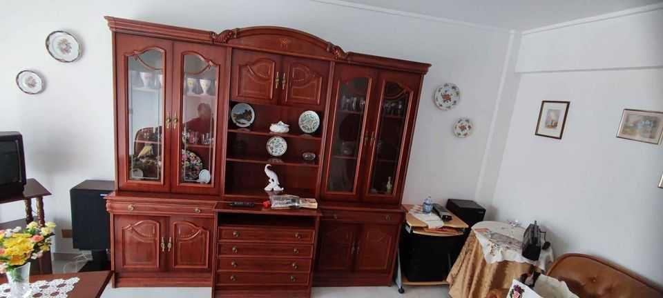 Móvel de Sala em Madeira