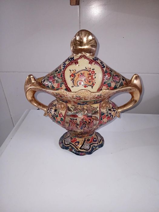 Porcelana chinesa e antiguidades