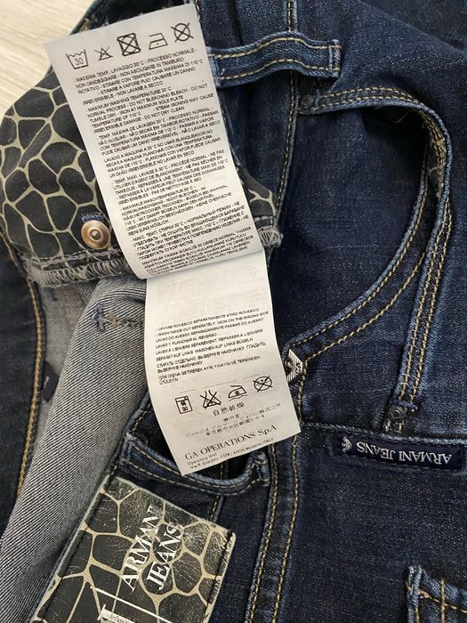 Jeansy damskie Armani Jeans roz 28