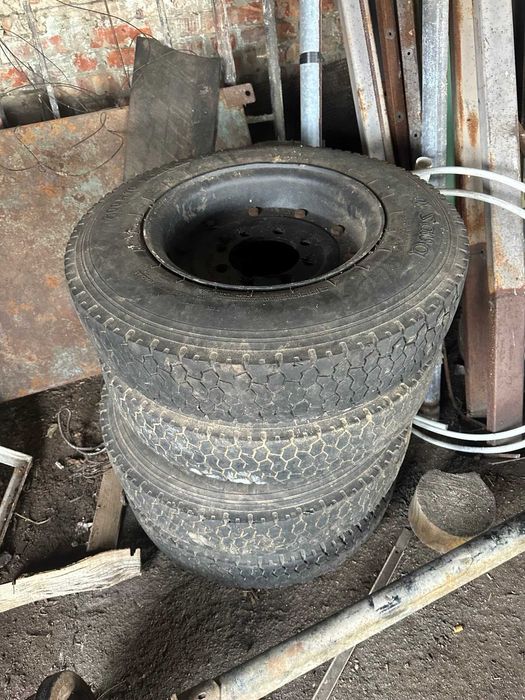 КТУ - 10А причеп кормороздатчик  КТА бункер подачі живе дно