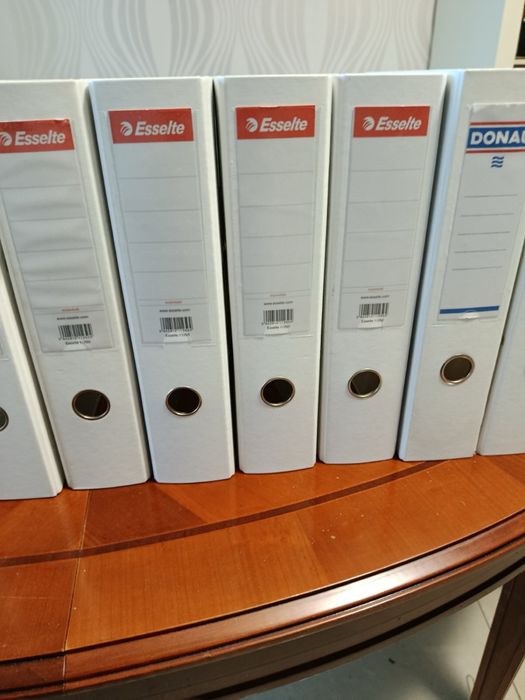 Папки-регистратор Esselte ECO А4, 75 мм, РР, белый