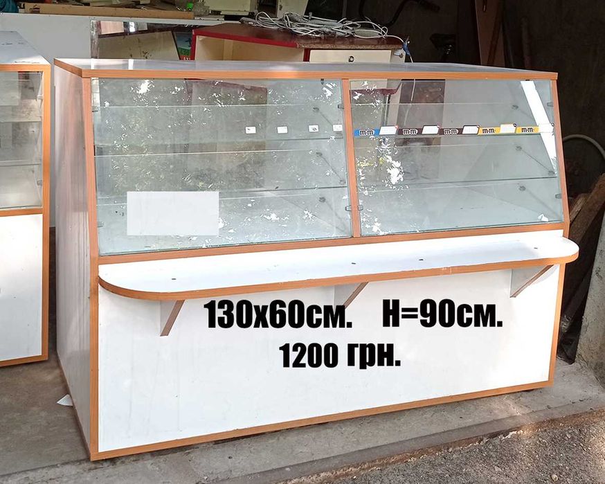 Продам прилавки, стелажі б/в