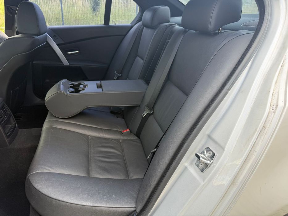 BMW E60 E61 Fotele Sporty Skóra Czarna Komplet Tapicerka M Pakiet