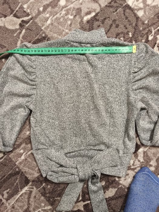 Продаётся блузка кофточка на Новый рік для дівчини