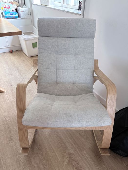 Cadeira de baloiço IKEA