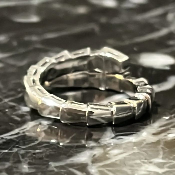 Кільце Bvlgari (терміновий продаж) оригінал