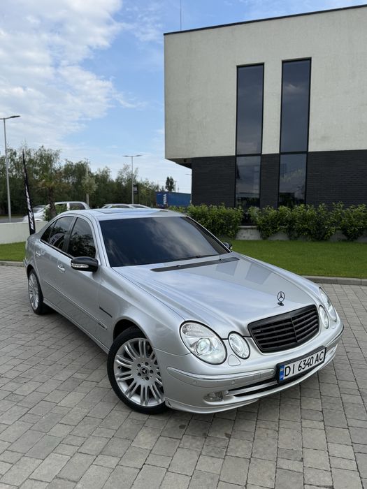 Mercedes-Benz E500 4 Matic