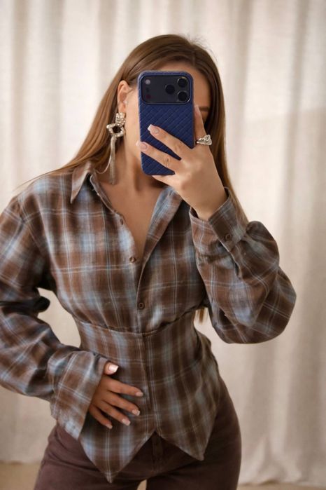 Жіноча сорочка приталена