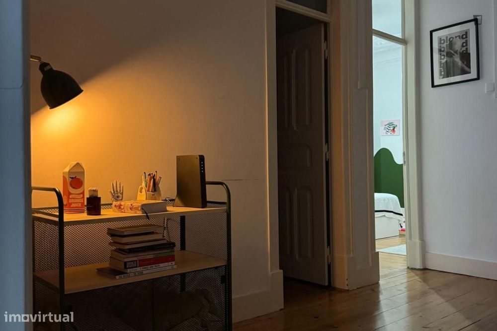 Quarto - localizado em Arroios Lisbon