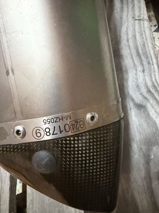 Escape Akrapovič para Kawasaki ER6N e ER6F