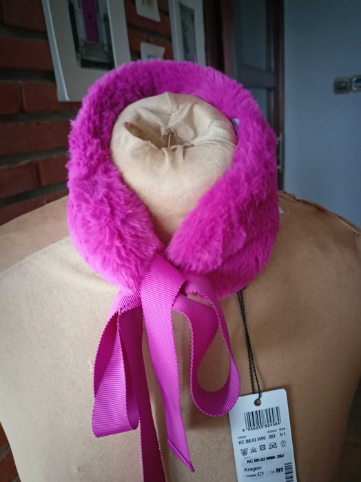 Marc CAIN cudowny różowy kołnierz etola Nowy