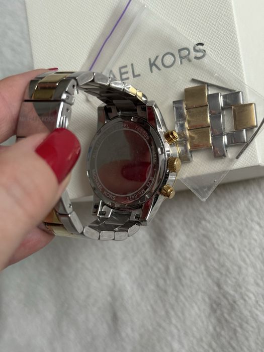 Женские часу michael kors