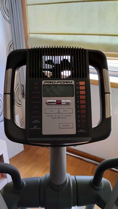 Bicicleta Elíptica DOBRÁVEL.  -  PRO-FORM 895 ZLE