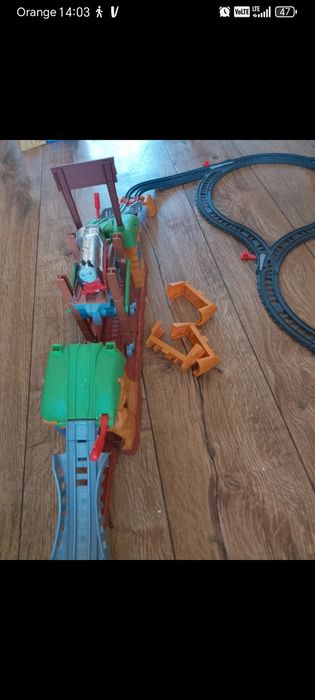 Kolejka Tomek i przyjaciele z ruchomym mostem