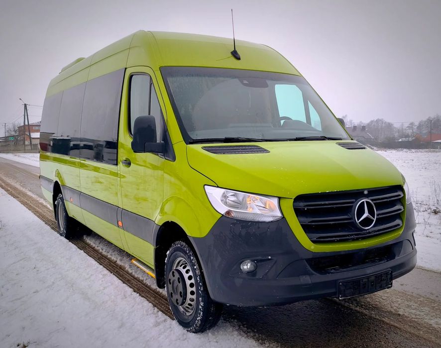 Mercedes-Benz Sprinter 517  Mercedes Sprinter 517 21 miejsc Webasto