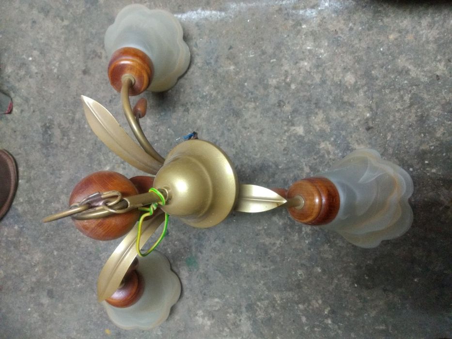 Żyrandol na 3 żarówki