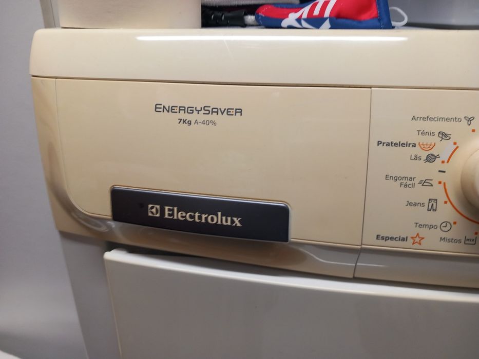 Maquina de secar roupa eletrolux