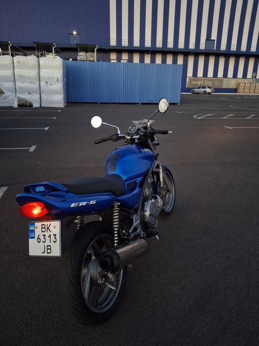 Kawasaki      ER5