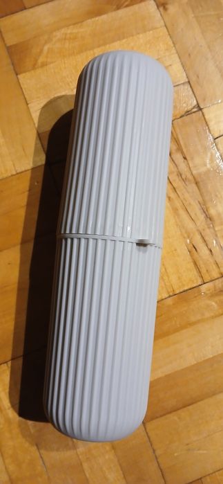 Pudełko organizer na szczoteczki szary