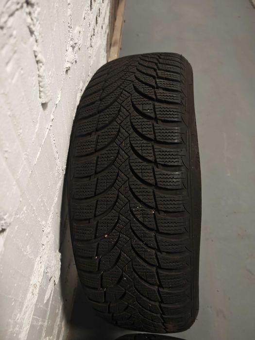 Komplet 4 zimowych opon Nexen WINGUARD SNOW'G WH2 205/60 R16 92 H
