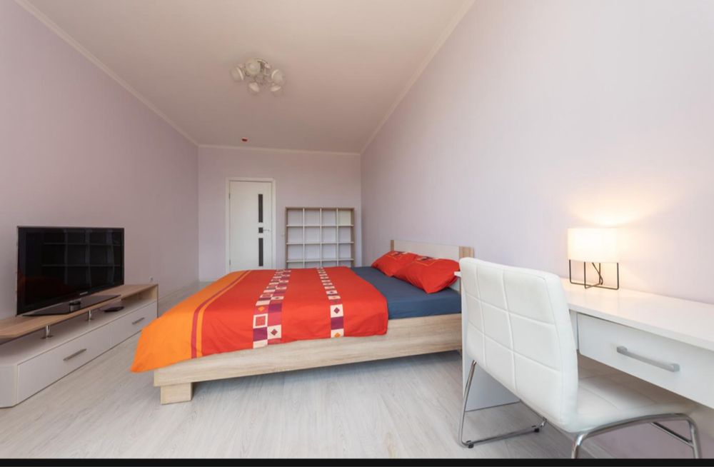 Армянская 6,Генератор метро Харьковская,метро Позняки