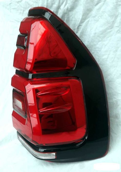 Toyota Prado 120 задні Led ліхтарі чорні червоні фонарі Тойота Прадо